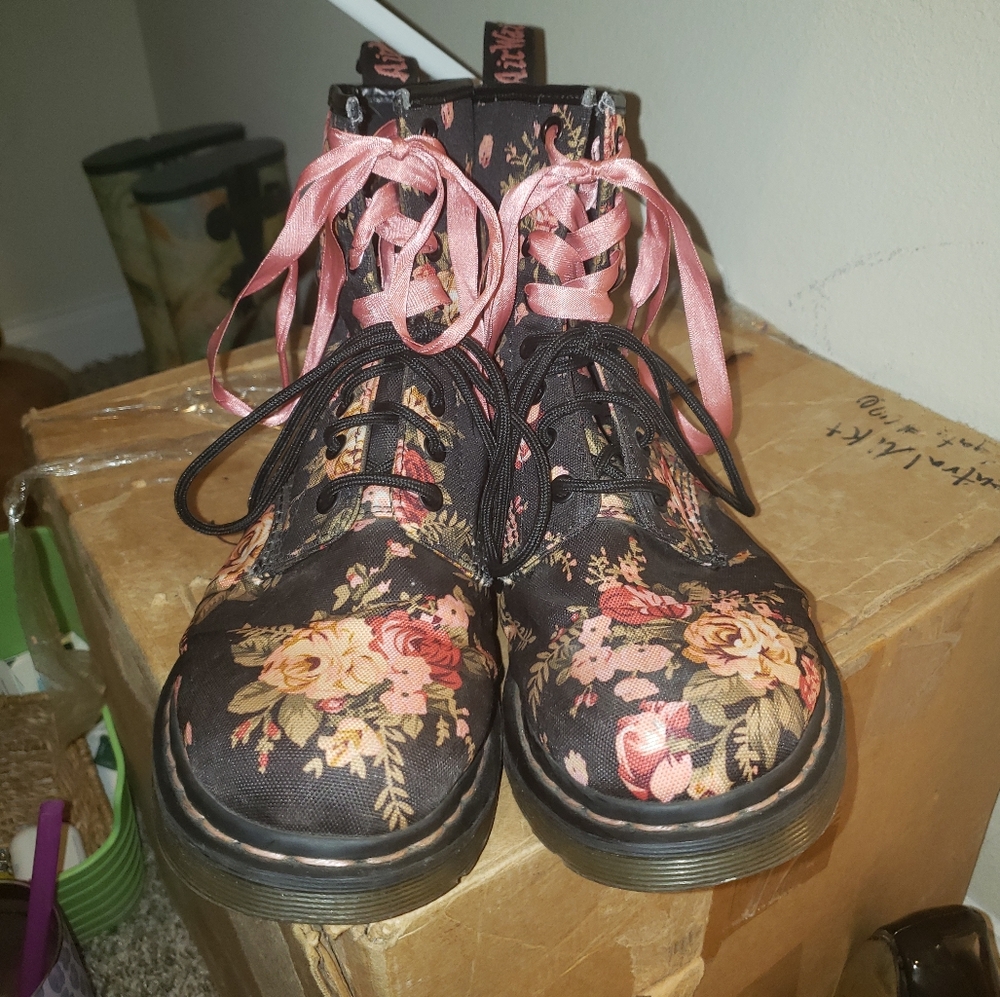 Dr. Martens 1460 Combat Boots